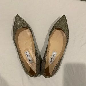 Jimmy Choo champagne colored flat with just enough sparkle. Size 39 (US 9)